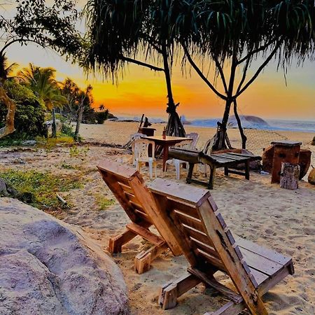 Sarada Beach Resort Yala Tissamaharama Ngoại thất bức ảnh