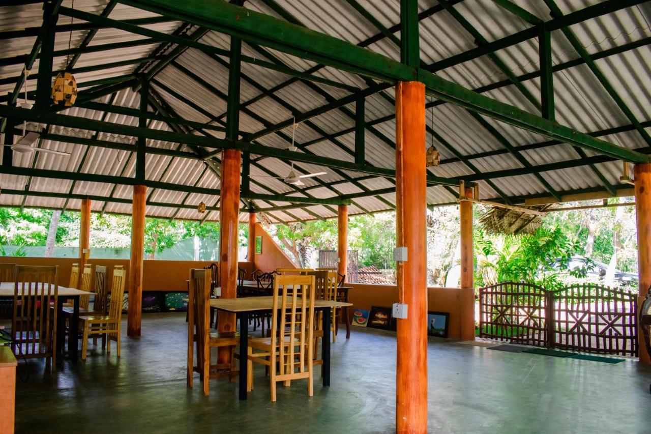 Sarada Beach Resort Yala Tissamaharama Ngoại thất bức ảnh