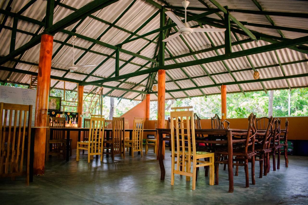 Sarada Beach Resort Yala Tissamaharama Ngoại thất bức ảnh
