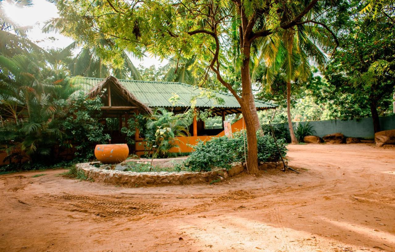 Sarada Beach Resort Yala Tissamaharama Ngoại thất bức ảnh